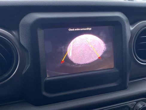 Used 2023 Jeep Wrangler Willys image 26