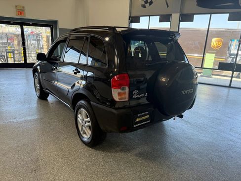 Used 2002 Toyota RAV4 2WD image 5