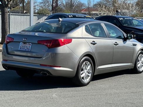 Used 2013 Kia Optima LX image 4