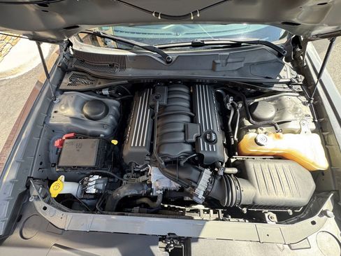 Used 2018 Dodge Challenger R/T Scat Pack w/ Leather Interior Group image 15