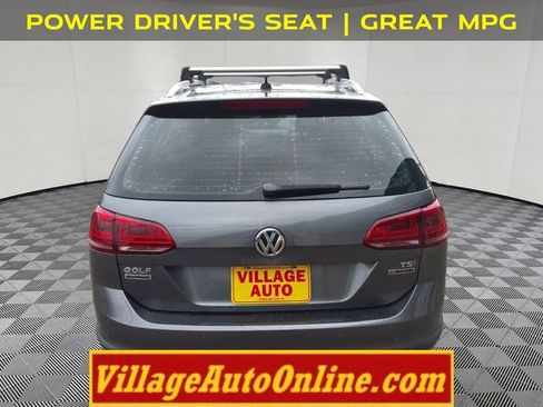 Used 2017 Volkswagen Golf Alltrack SE image 3