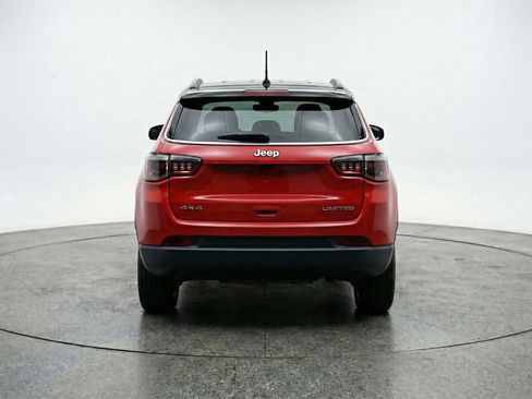 Used 2025 Jeep Compass Limited AWD/4WD image 7