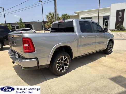 Used 2025 RAM 1500 Laramie w/ Laramie Southwest Edition AWD/4WD image 11