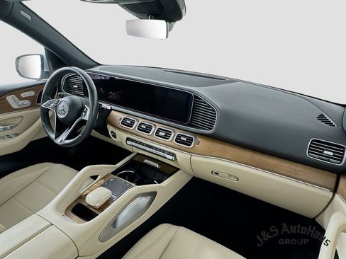 Used 2024 Mercedes-Benz GLE 350 4MATIC image 30