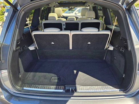 Used 2024 Mercedes-Benz GLS 450 4MATIC image 15