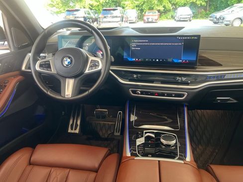 Used 2024 BMW X5 xDrive40i w/ M Sport Package AWD/4WD image 20
