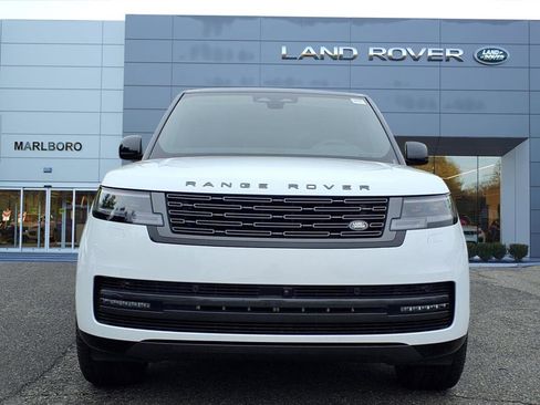 New 2025 Land Rover Range Rover SE image 8