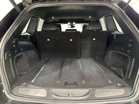 Used 2017 Jeep Grand Cherokee Limited AWD/4WD image 25