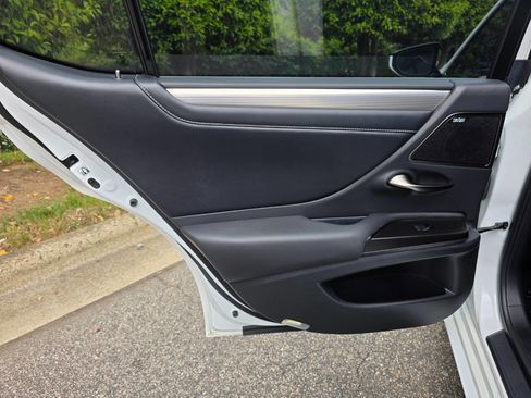 Used 2019 Lexus ES 350 F Sport w/ Accessory Package 2 FWD image 34