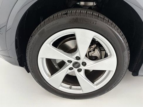 Certified 2025 Audi Q5 Premium Plus w/ Premium Plus image 29