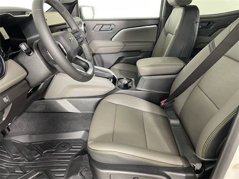 New 2026 Chevrolet Colorado ZR2 w/ Technology Package image 2