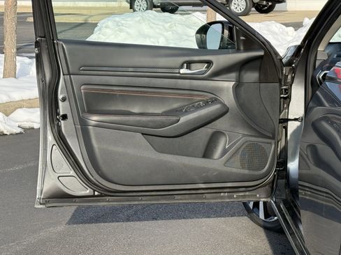 Used 2022 Nissan Altima 2.5 SR image 20