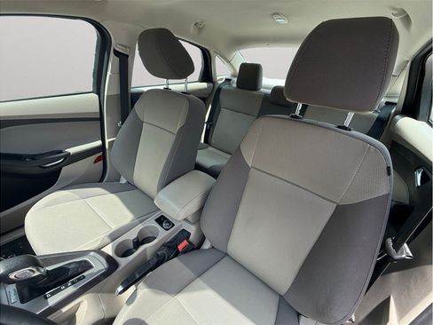 Used 2014 Ford Focus SE FWD image 15