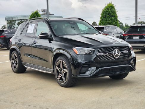 Used 2024 Mercedes-Benz GLE 350 4MATIC image 3
