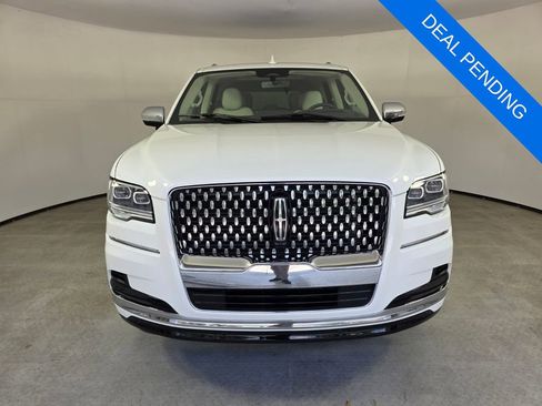 Used 2023 Lincoln Navigator Black Label AWD/4WD image 2