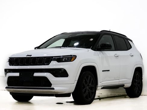 Used 2025 Jeep Compass Limited w/ High Altitude Package AWD/4WD image 3