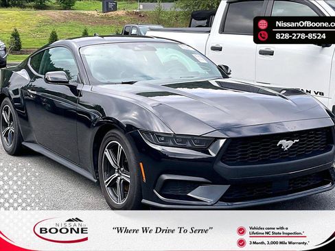 Used 2025 Ford Mustang Premium RWD image 1