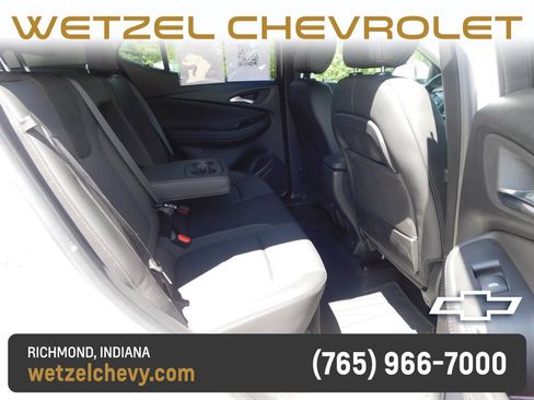 Used 2023 Buick Encore GX Select FWD image 20