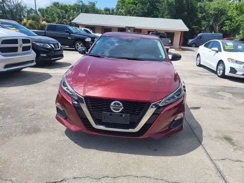 Used 2021 Nissan Altima 2.5 SR w/ SR Premium Package FWD image 55
