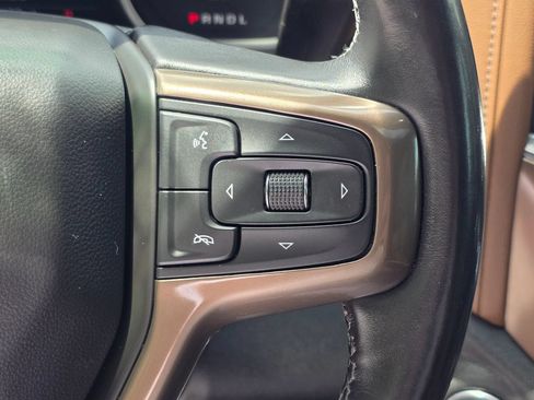Used 2022 Chevrolet Silverado 2500 High Country w/ Technology Package AWD/4WD image 23