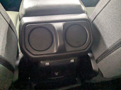 Used 2024 Jeep Wrangler Unlimited Sahara AWD/4WD image 22