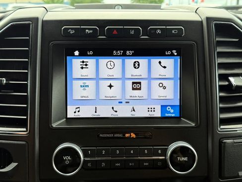 Used 2019 Ford Expedition Limited w/ Equipment Group 303A AWD/4WD image 33