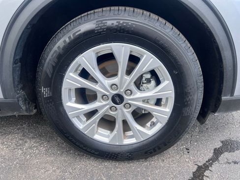 Used 2023 Ford Escape Active w/ Tech Pack #2 FWD image 21