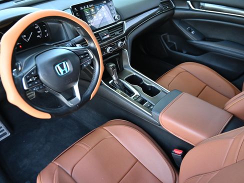 Used 2022 Honda Accord Sport image 12