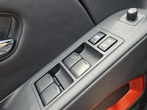 New 2025 Nissan Frontier PRO-4X w/ Pro Premium Package image 30