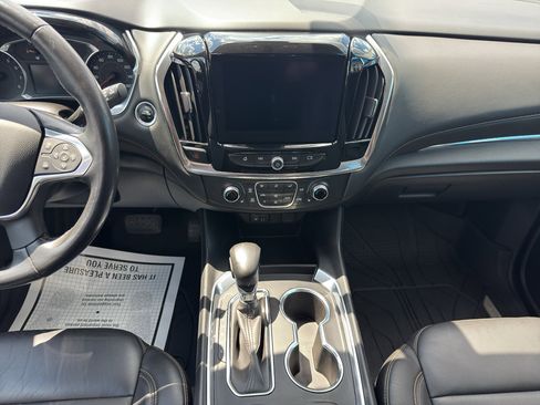 Used 2021 Chevrolet Traverse LT w/ LT Premium Package AWD/4WD image 11