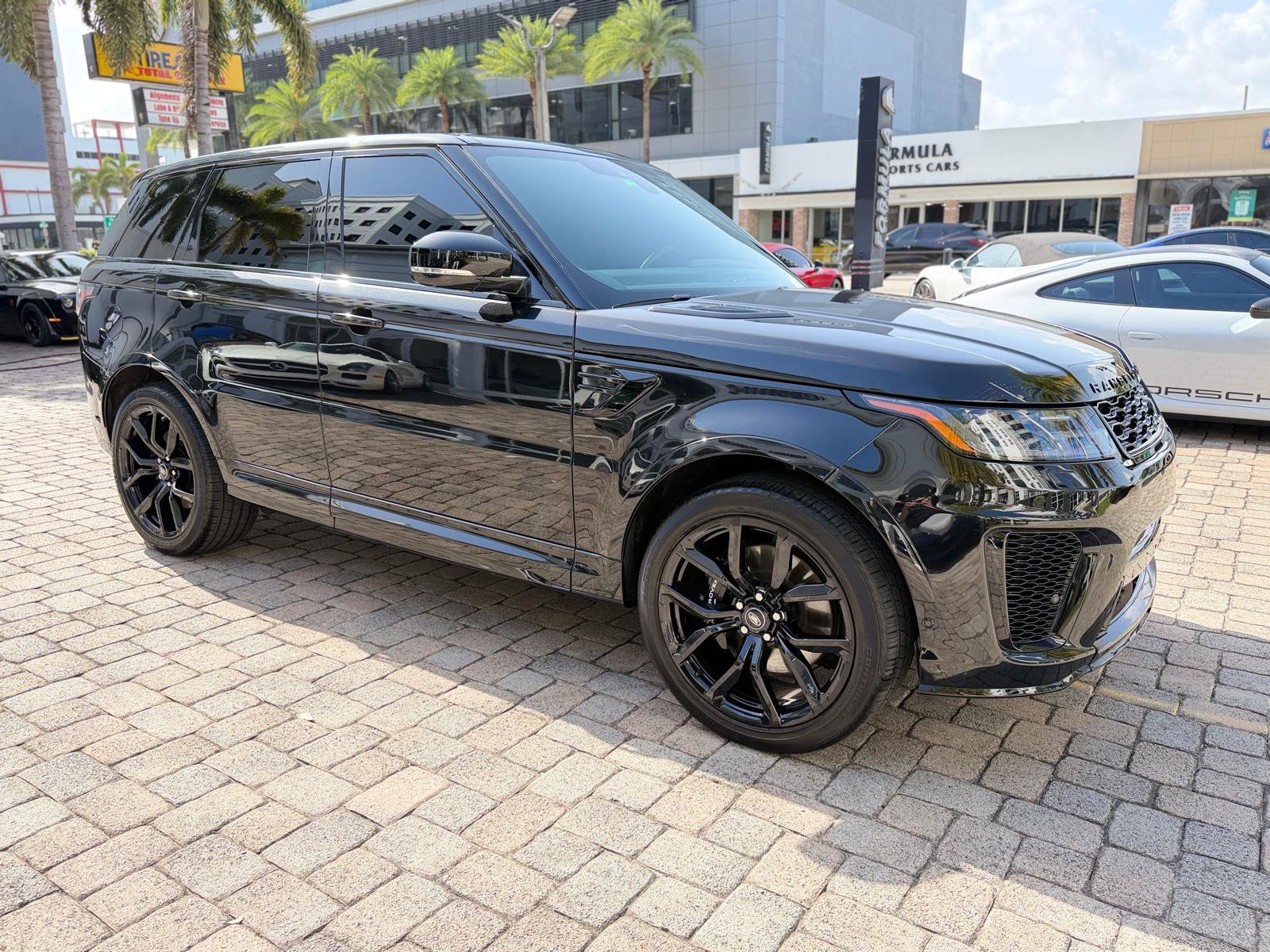 Used 2022 Land Rover Range Rover Sport SVR AWD/4WD image 5