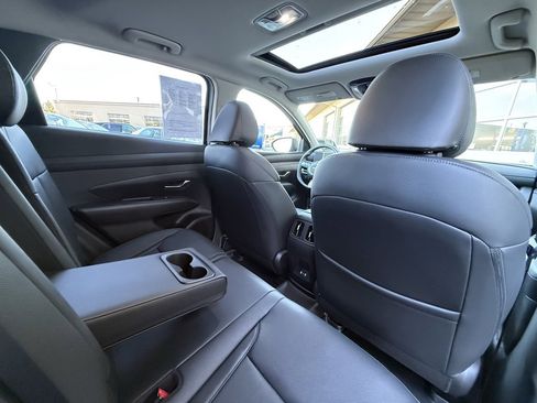 Certified 2025 Hyundai Tucson SEL image 18