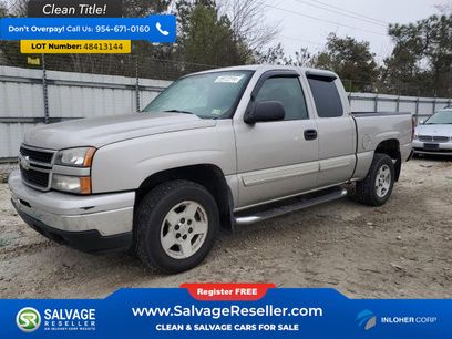 Used 2006 Chevrolet Silverado 1500 LT w/ Light Duty Power Package