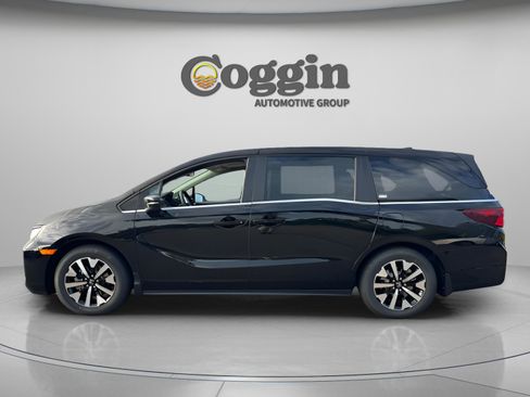 New 2026 Honda Odyssey EX-L image 3