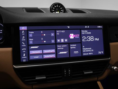 Certified 2019 Porsche Cayenne E-Hybrid AWD/4WD image 37
