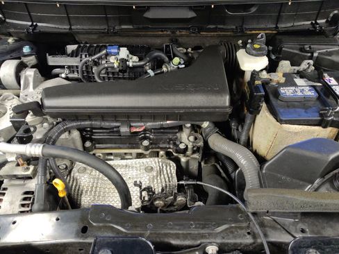 Used 2015 Nissan Rogue SV AWD/4WD image 30