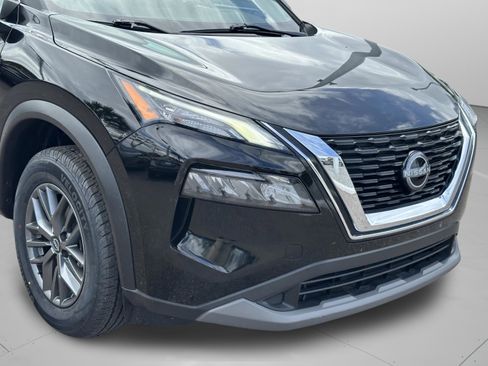 Certified 2023 Nissan Rogue S image 34