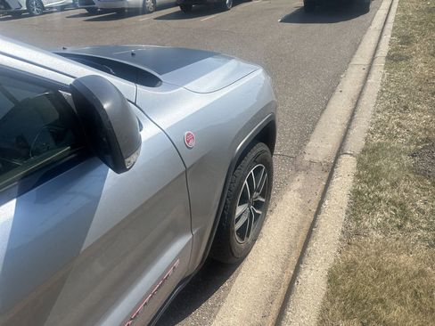 Used 2020 Jeep Grand Cherokee Trailhawk w/ Trailhawk Luxury Group image 16