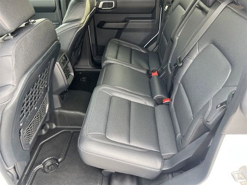 New 2025 Ford Bronco Badlands image 19