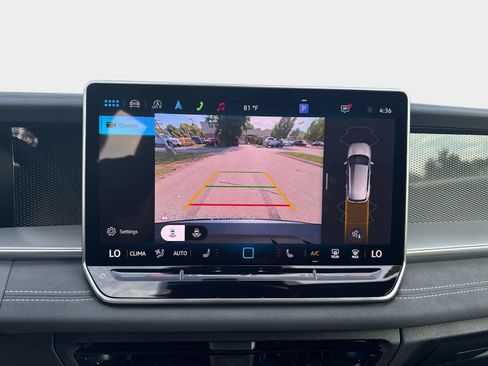 New 2025 Volkswagen Tiguan SE R-Line image 27