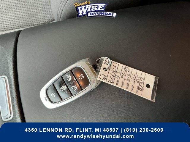Used 2022 Hyundai Santa Fe SEL w/ Convenience Package AWD/4WD image 32