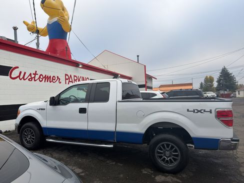 Used 2014 Ford F150 XLT image 2