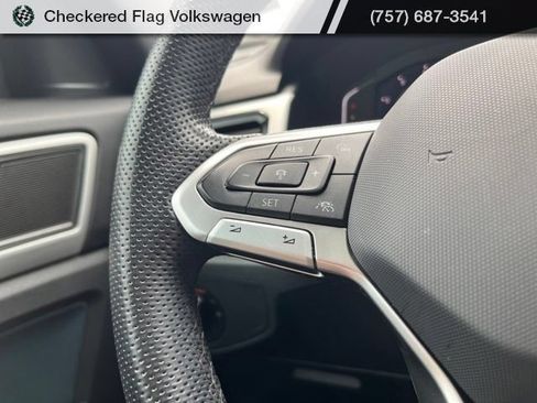 Used 2023 Volkswagen Atlas Cross Sport SEL R-Line AWD/4WD image 39