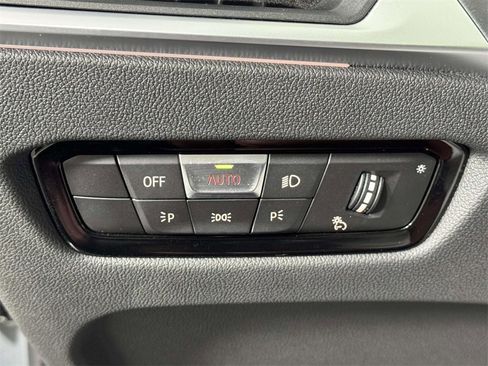 Used 2023 BMW 330i xDrive Sedan w/ Convenience Package image 19