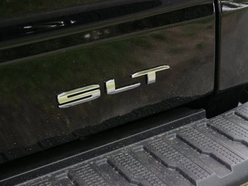 New 2026 GMC Sierra 1500 SLT w/ SLT Premium Plus Package image 7