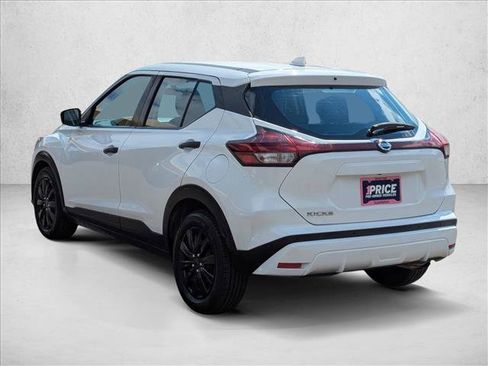 Used 2021 Nissan Kicks S FWD image 8