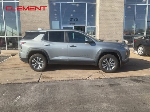 Used 2025 Chevrolet Equinox LT image 4