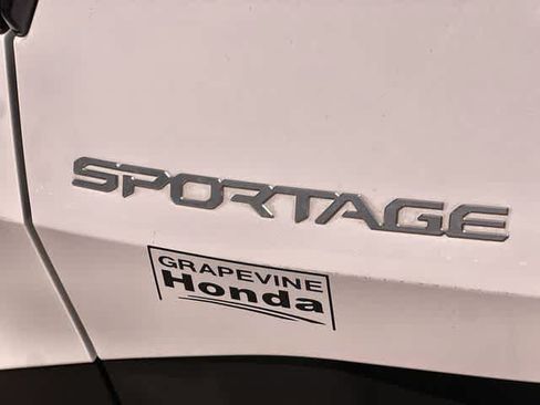 Used 2023 Kia Sportage EX FWD image 8
