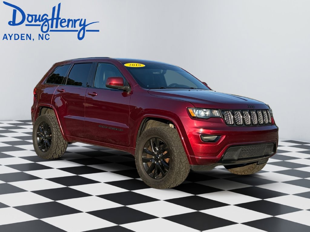 Used 2018 Jeep Grand Cherokee Altitude AWD/4WD image 7