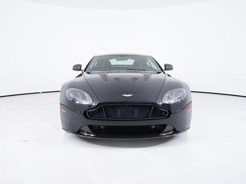 Used 2015 Aston Martin V12 Vantage S RWD image 10